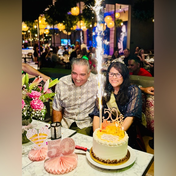 💋 Share, Slay & Sell — Friday Nights with Nanette 8pm Friday Nights -Share Show - Picture 3 of 15